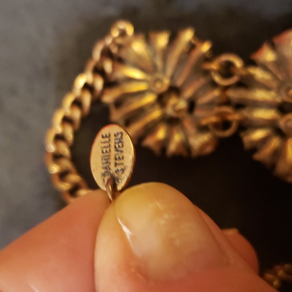 Danielle Steven's Multicolor stone Necklace - Picture 4 of 5